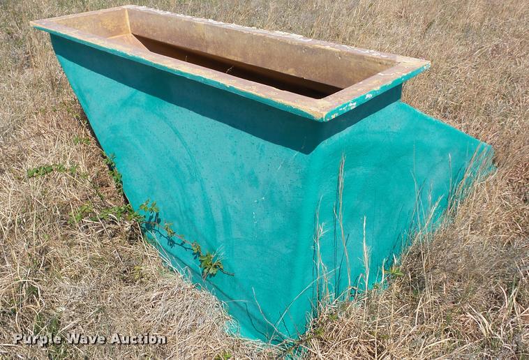 image for item BZ9709 (2) fiberglass tanks