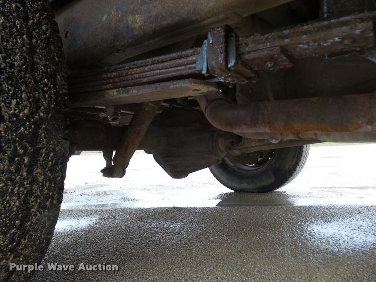 image for item CB9934 2003 Chevrolet Silverado 2500HD utility bed pickup truck