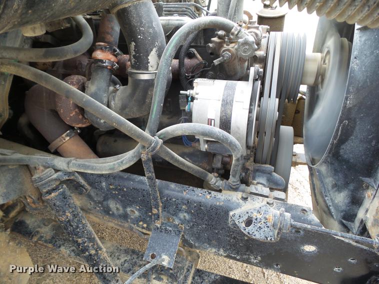 image for item CB9935 1988 International 1954 service truck with crane