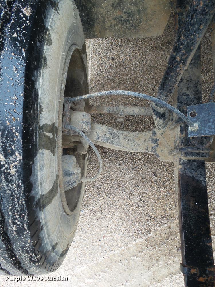 image for item CB9935 1988 International 1954 service truck with crane