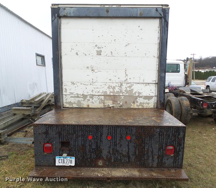 image for item CB9937 1989 Mac-lander M806VB box bed