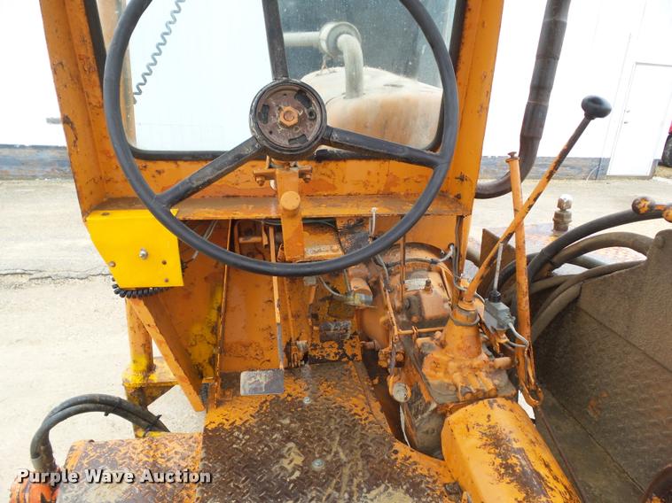 image for item CB9938 Broce Broom