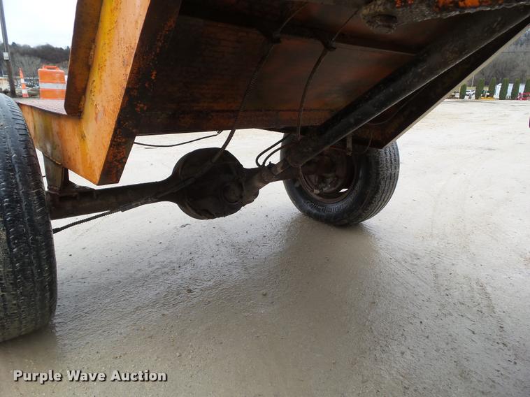 image for item CB9938 Broce Broom