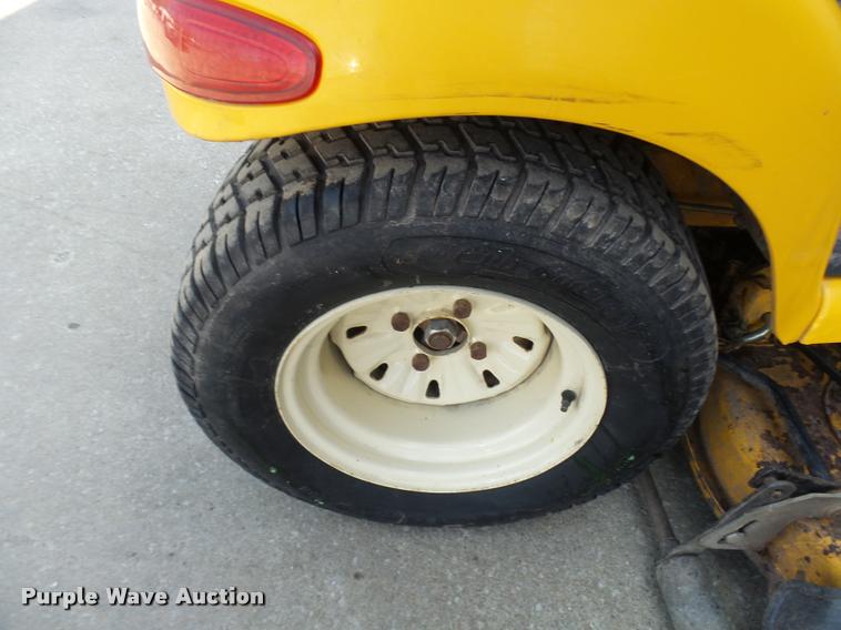 image for item CC9141 Cub Cadet 3185 Series 3000 lawn mower