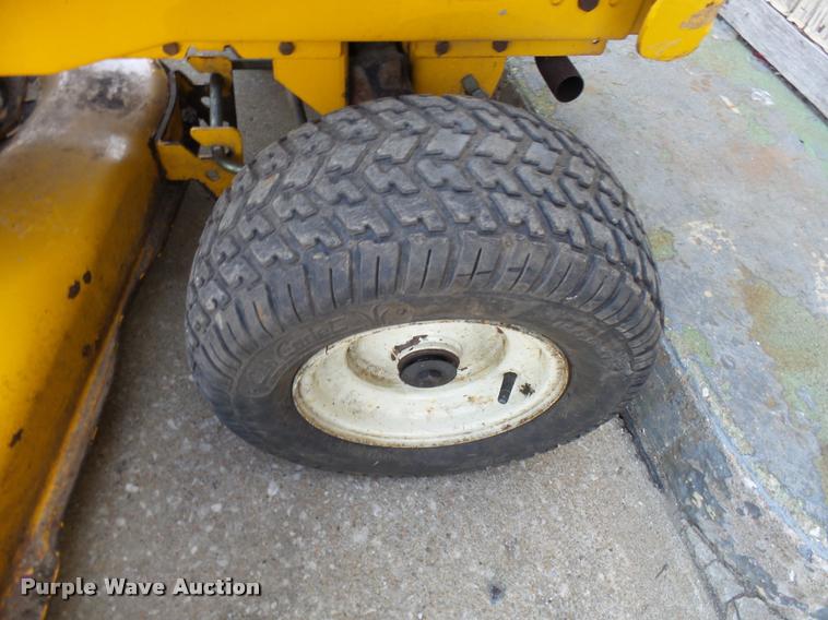 image for item CC9141 Cub Cadet 3185 Series 3000 lawn mower