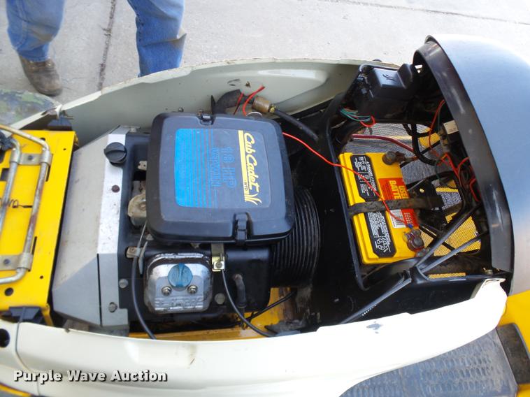 image for item CC9141 Cub Cadet 3185 Series 3000 lawn mower