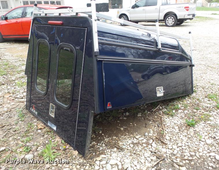 image for item CC9544 Leer truck topper