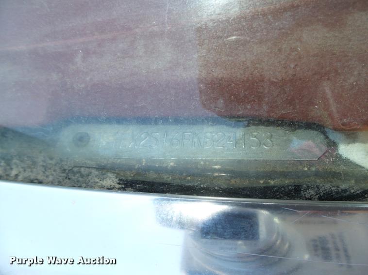 image for item DA0602 1985 Ford F250 XLT Lariat Ext. Cab flatbed pickup truck