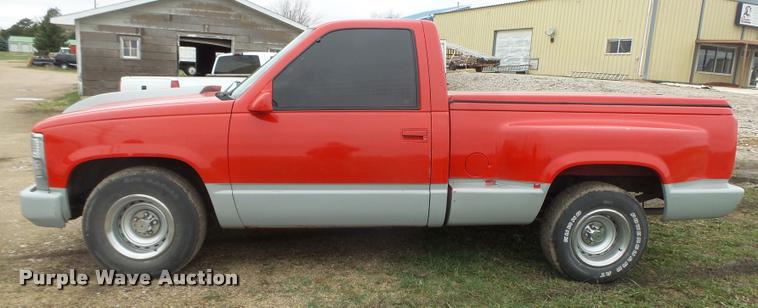 image for item DA0623 1995 Chevrolet 1500 pickup truck