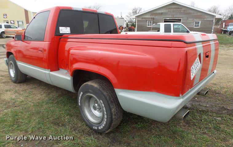 image for item DA0623 1995 Chevrolet 1500 pickup truck