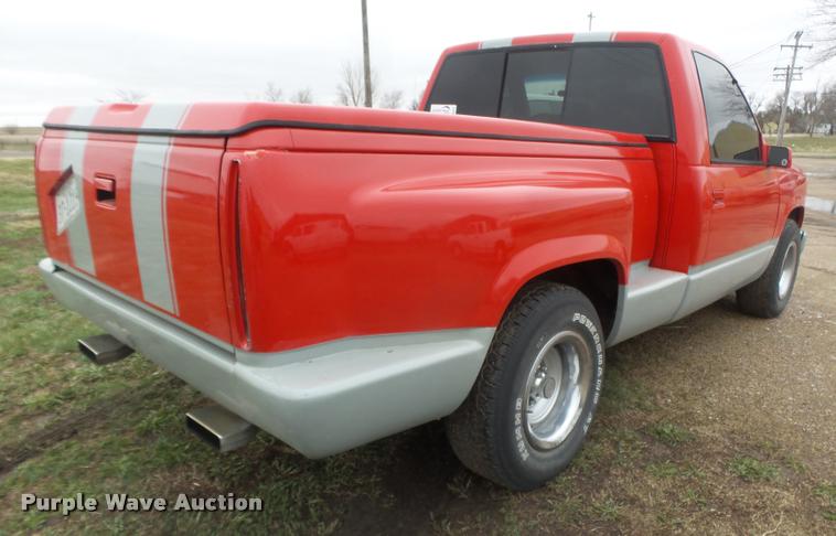 image for item DA0623 1995 Chevrolet 1500 pickup truck