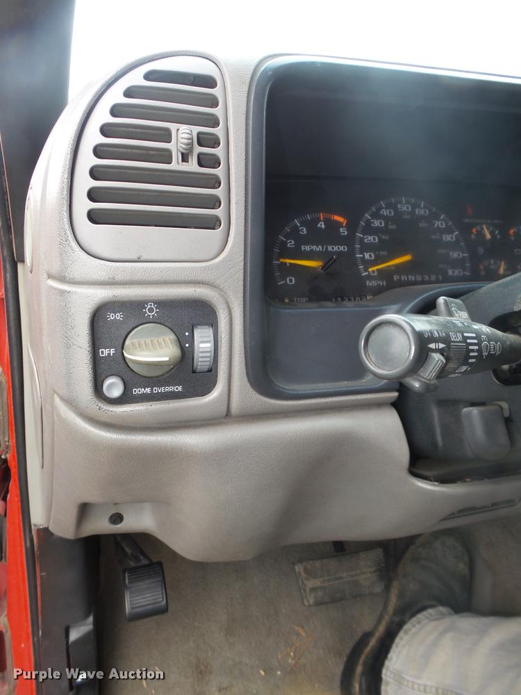 image for item DA0623 1995 Chevrolet 1500 pickup truck