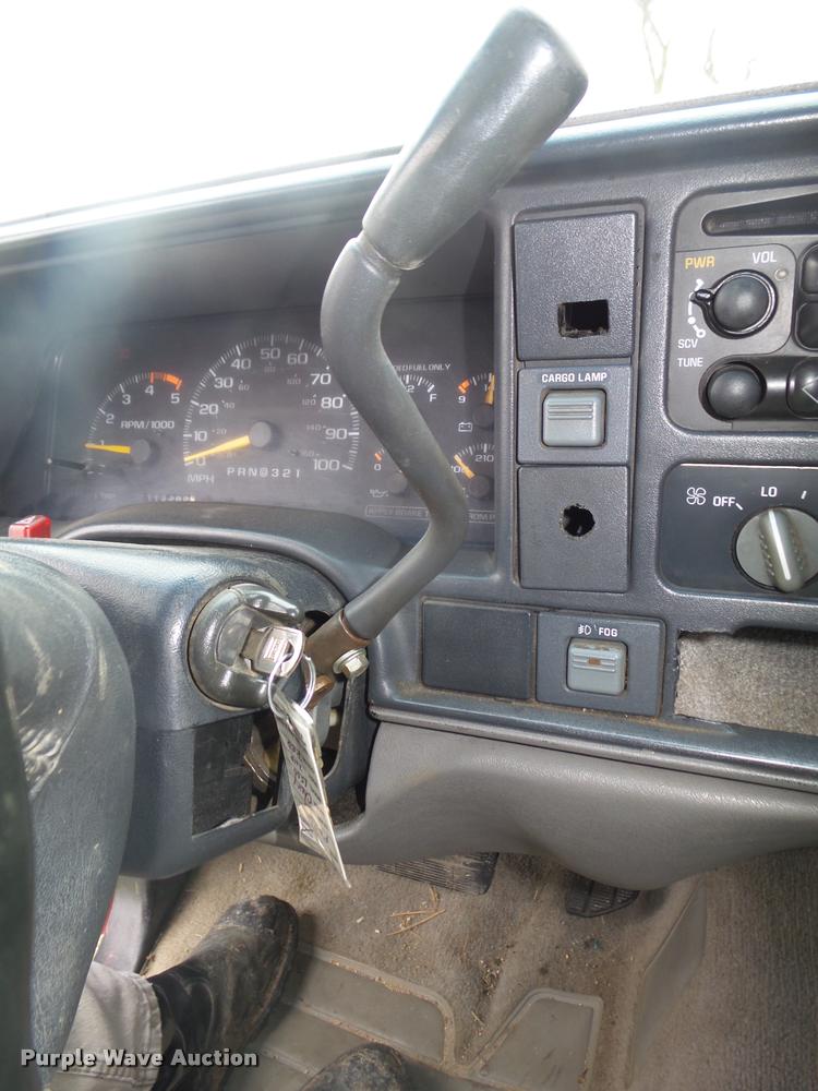 image for item DA0623 1995 Chevrolet 1500 pickup truck