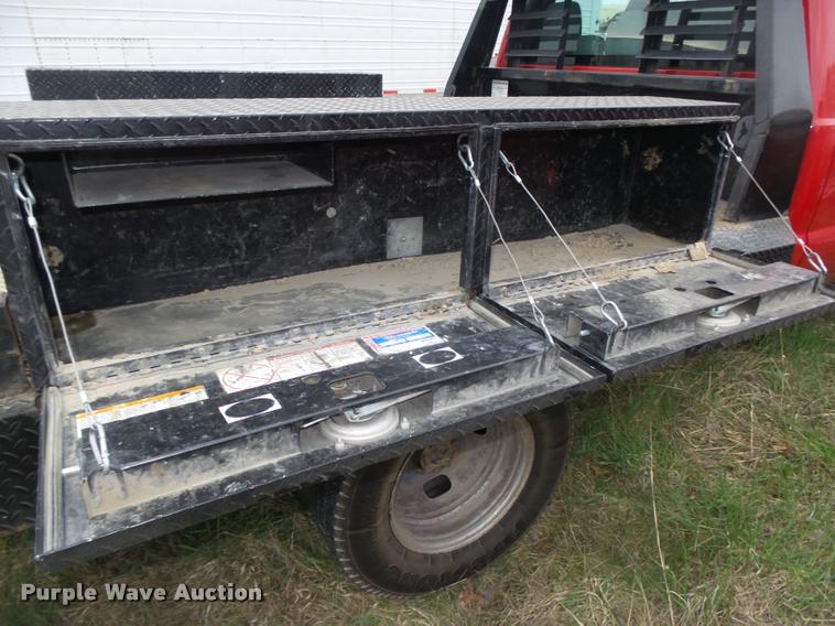 image for item DA0651 2012 Ford F350 Super Duty XL Crew Cab flatbed pickup truck