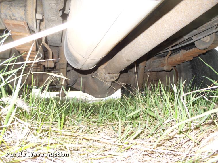 image for item DA0651 2012 Ford F350 Super Duty XL Crew Cab flatbed pickup truck