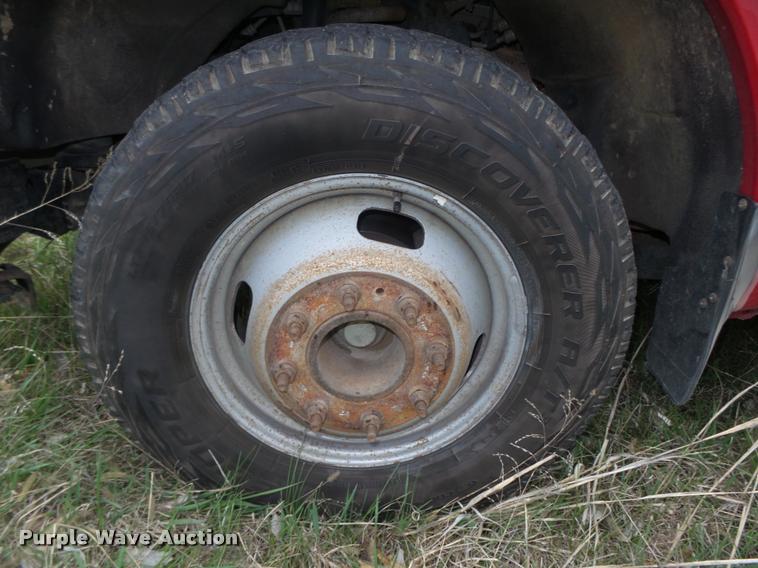 image for item DA0651 2012 Ford F350 Super Duty XL Crew Cab flatbed pickup truck