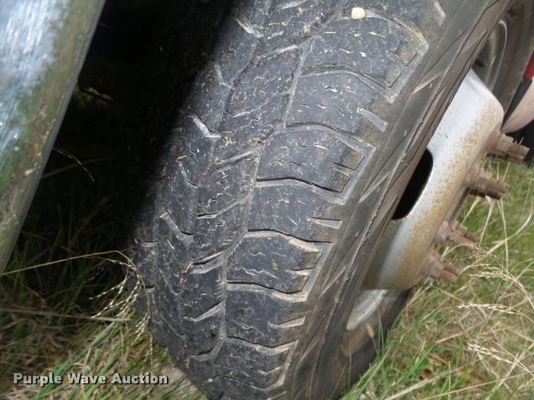 image for item DA0651 2012 Ford F350 Super Duty XL Crew Cab flatbed pickup truck