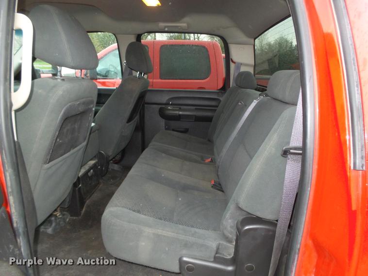 image for item DA0652 2008 GMC Sierra 1500 SLE Crew Cab pickup truck