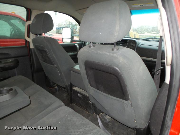 image for item DA0652 2008 GMC Sierra 1500 SLE Crew Cab pickup truck