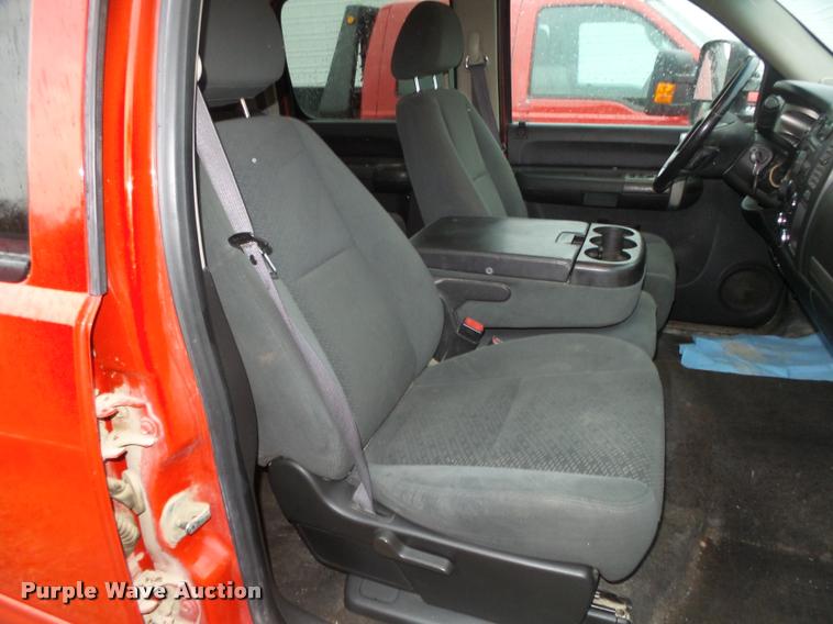 image for item DA0652 2008 GMC Sierra 1500 SLE Crew Cab pickup truck