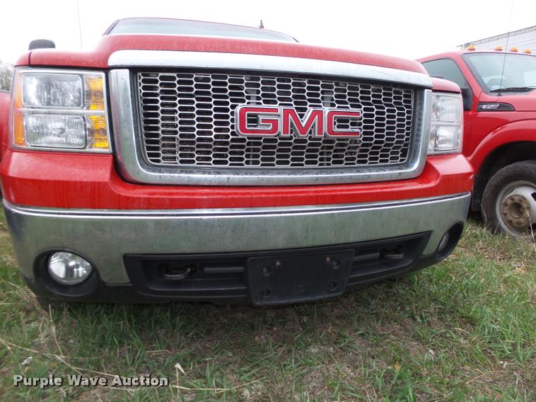 image for item DA0652 2008 GMC Sierra 1500 SLE Crew Cab pickup truck