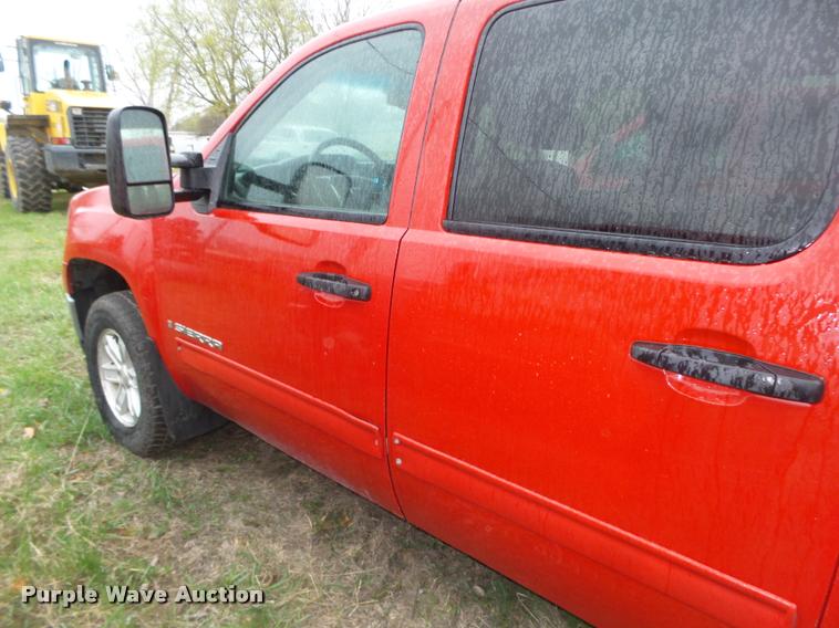 image for item DA0652 2008 GMC Sierra 1500 SLE Crew Cab pickup truck