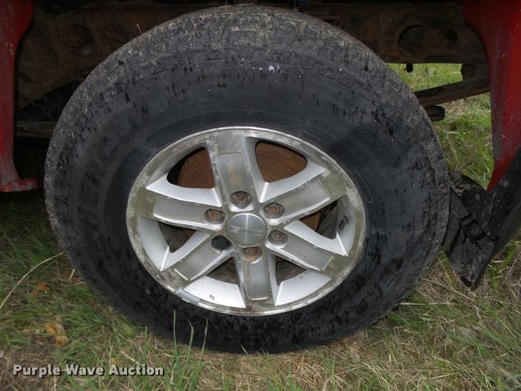 image for item DA0652 2008 GMC Sierra 1500 SLE Crew Cab pickup truck