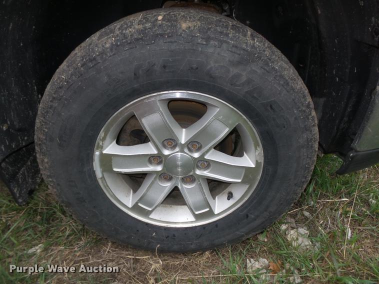 image for item DA0652 2008 GMC Sierra 1500 SLE Crew Cab pickup truck