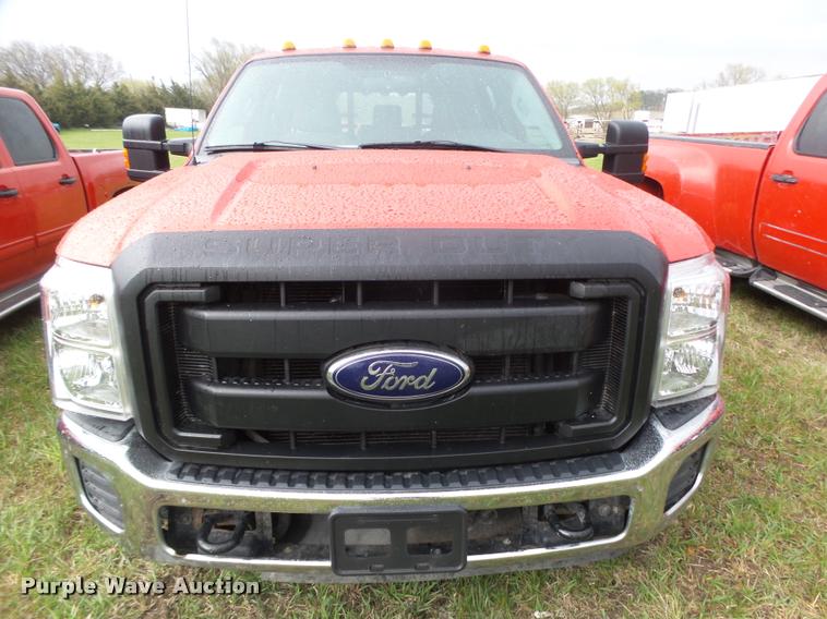 image for item DA0654 2012 Ford F350 Super Duty XL Crew Cab flatbed pickup truck