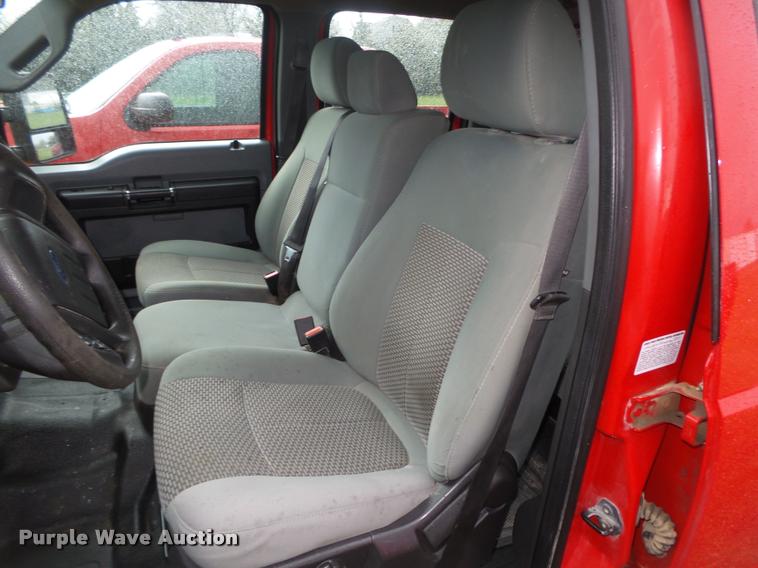 image for item DA0654 2012 Ford F350 Super Duty XL Crew Cab flatbed pickup truck