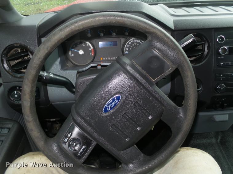 image for item DA0654 2012 Ford F350 Super Duty XL Crew Cab flatbed pickup truck