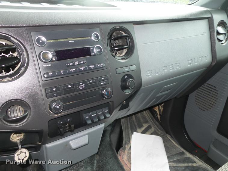 image for item DA0654 2012 Ford F350 Super Duty XL Crew Cab flatbed pickup truck