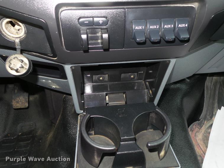 image for item DA0654 2012 Ford F350 Super Duty XL Crew Cab flatbed pickup truck