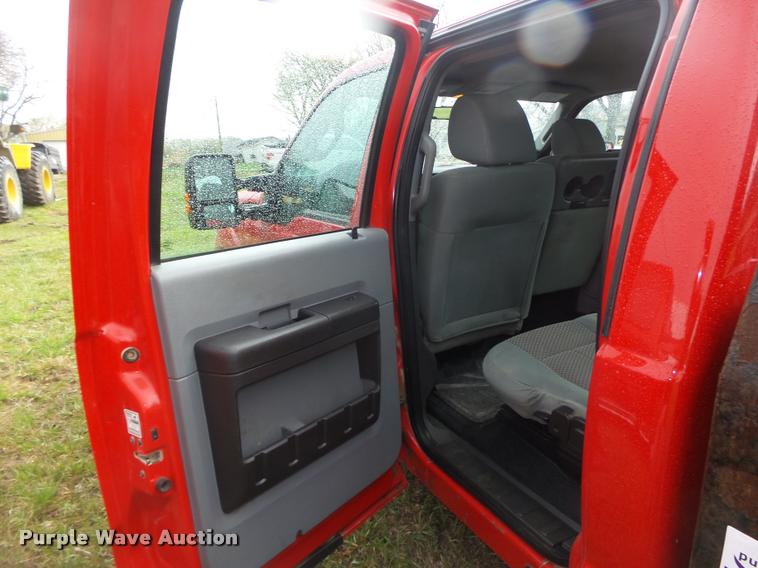 image for item DA0654 2012 Ford F350 Super Duty XL Crew Cab flatbed pickup truck