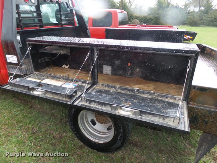 image for item DA0654 2012 Ford F350 Super Duty XL Crew Cab flatbed pickup truck