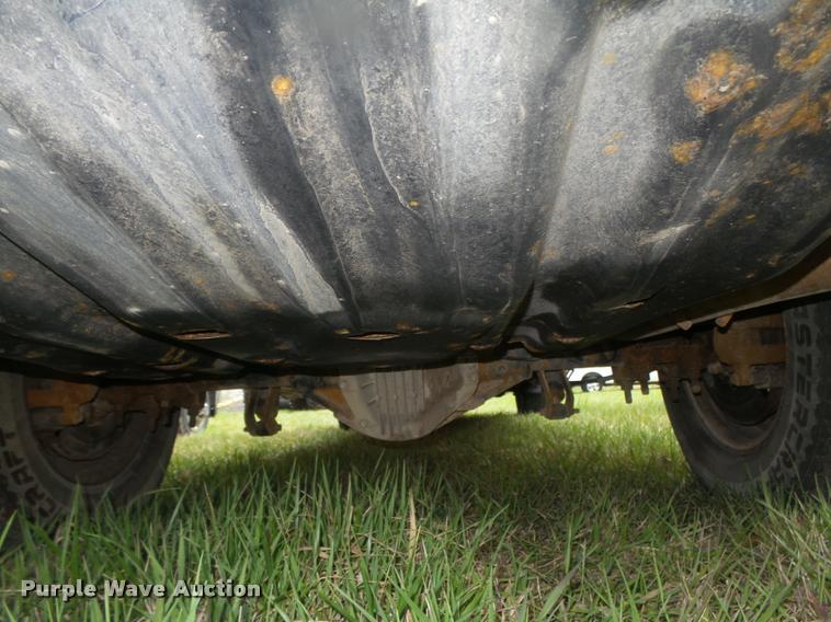 image for item DA0654 2012 Ford F350 Super Duty XL Crew Cab flatbed pickup truck