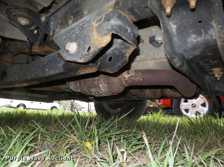 image for item DA0654 2012 Ford F350 Super Duty XL Crew Cab flatbed pickup truck