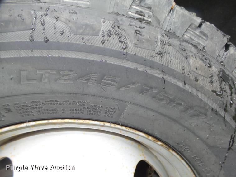 image for item DA0654 2012 Ford F350 Super Duty XL Crew Cab flatbed pickup truck