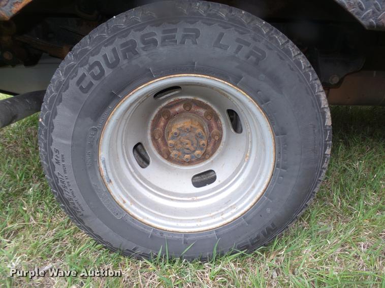 image for item DA0654 2012 Ford F350 Super Duty XL Crew Cab flatbed pickup truck