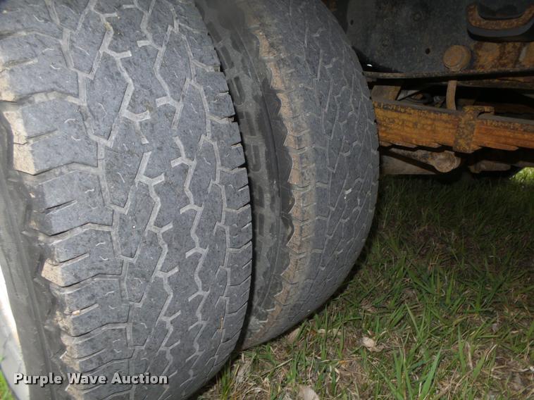 image for item DA0654 2012 Ford F350 Super Duty XL Crew Cab flatbed pickup truck