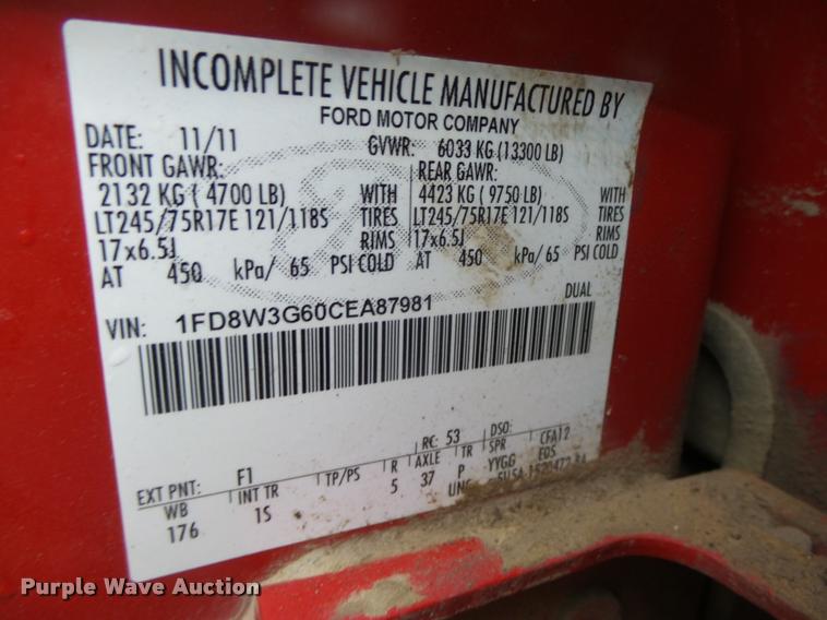 image for item DA0654 2012 Ford F350 Super Duty XL Crew Cab flatbed pickup truck