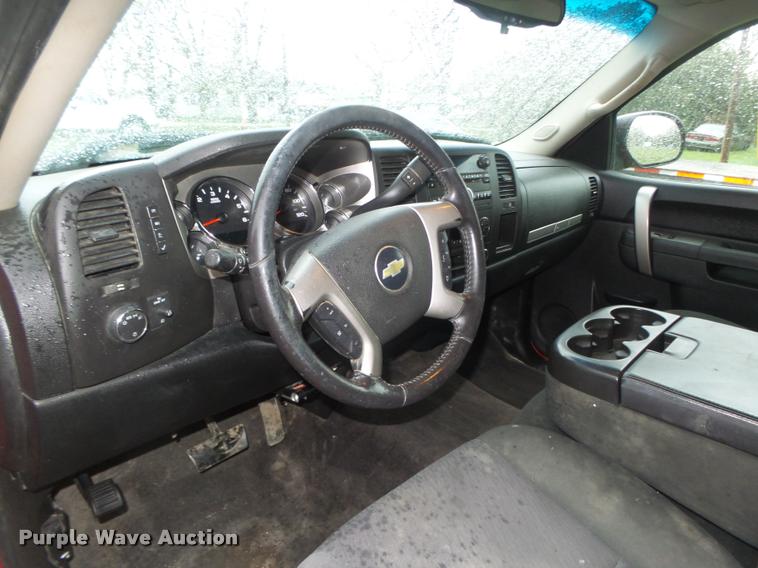 image for item DA0655 2010 Chevrolet Silverado 1500 LT Z71 Crew Cab pickup truck