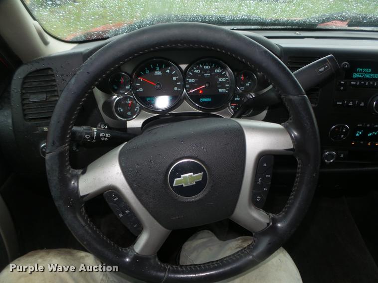 image for item DA0655 2010 Chevrolet Silverado 1500 LT Z71 Crew Cab pickup truck