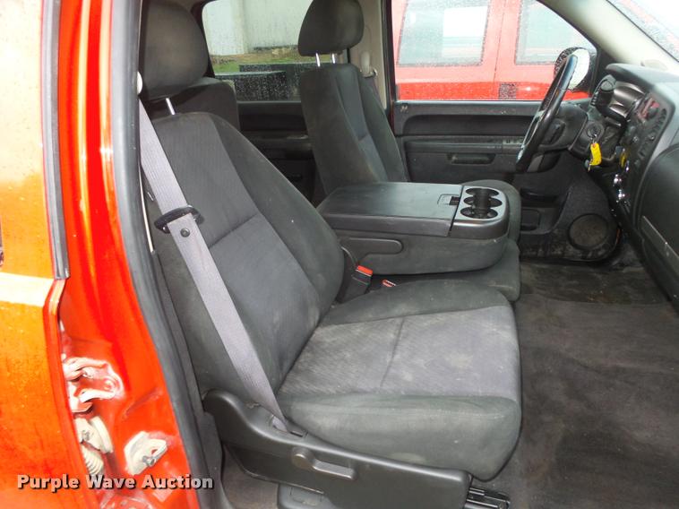 image for item DA0655 2010 Chevrolet Silverado 1500 LT Z71 Crew Cab pickup truck