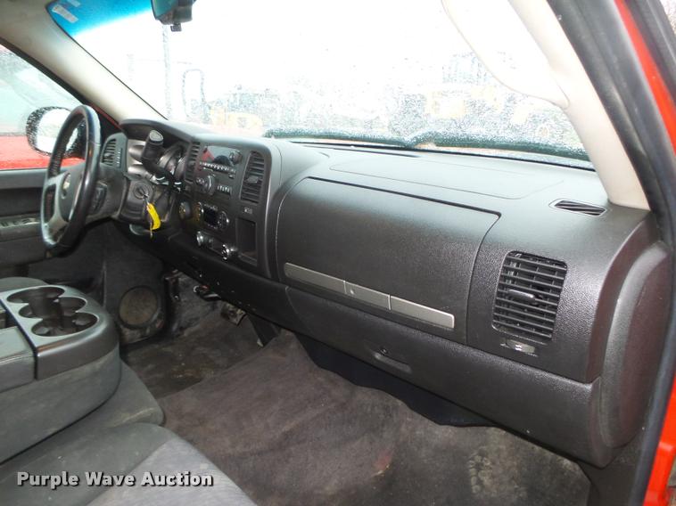 image for item DA0655 2010 Chevrolet Silverado 1500 LT Z71 Crew Cab pickup truck