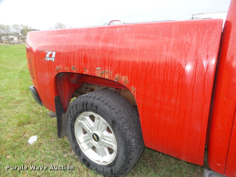 image for item DA0655 2010 Chevrolet Silverado 1500 LT Z71 Crew Cab pickup truck