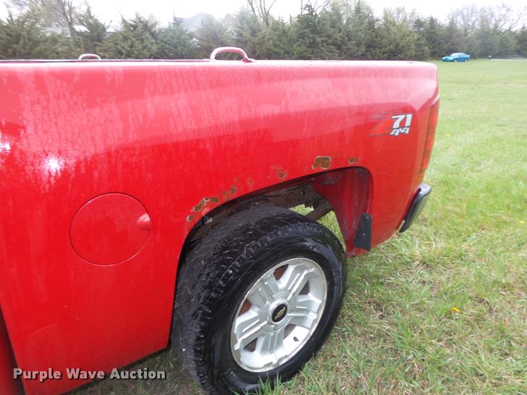 image for item DA0655 2010 Chevrolet Silverado 1500 LT Z71 Crew Cab pickup truck