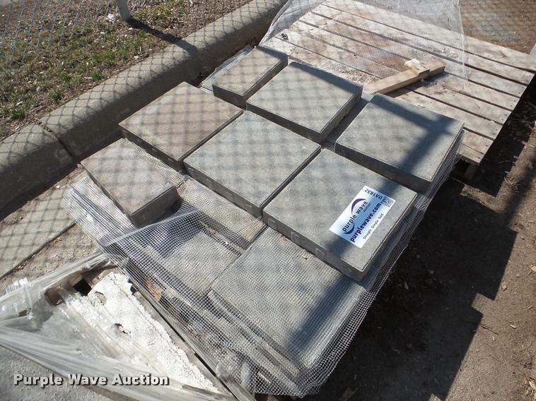 image for item DA1832 Approximately 50 pavers