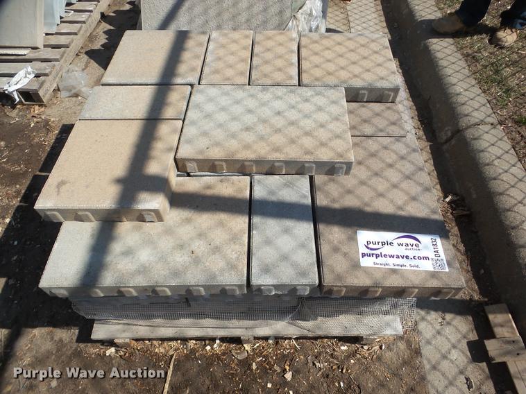 image for item DA1832 Approximately 50 pavers