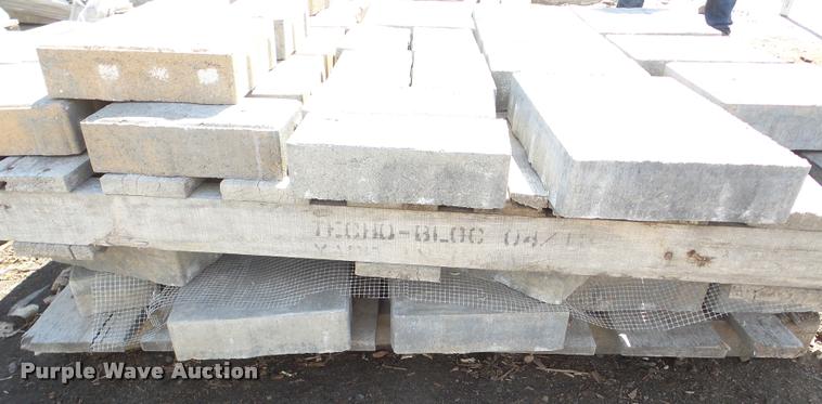 image for item DA1833 Approximately 80 pavers